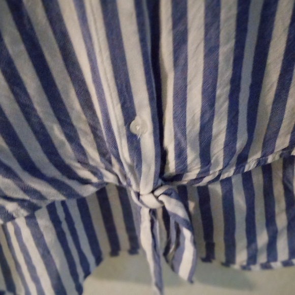 RAILS Val Tie Front Striped Blouse | M - Picture 5 of 8